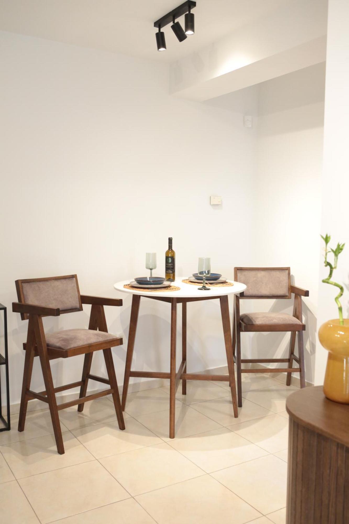 Apartment Elegant 2bd Near Acropolis By Ilsofoir Collection *