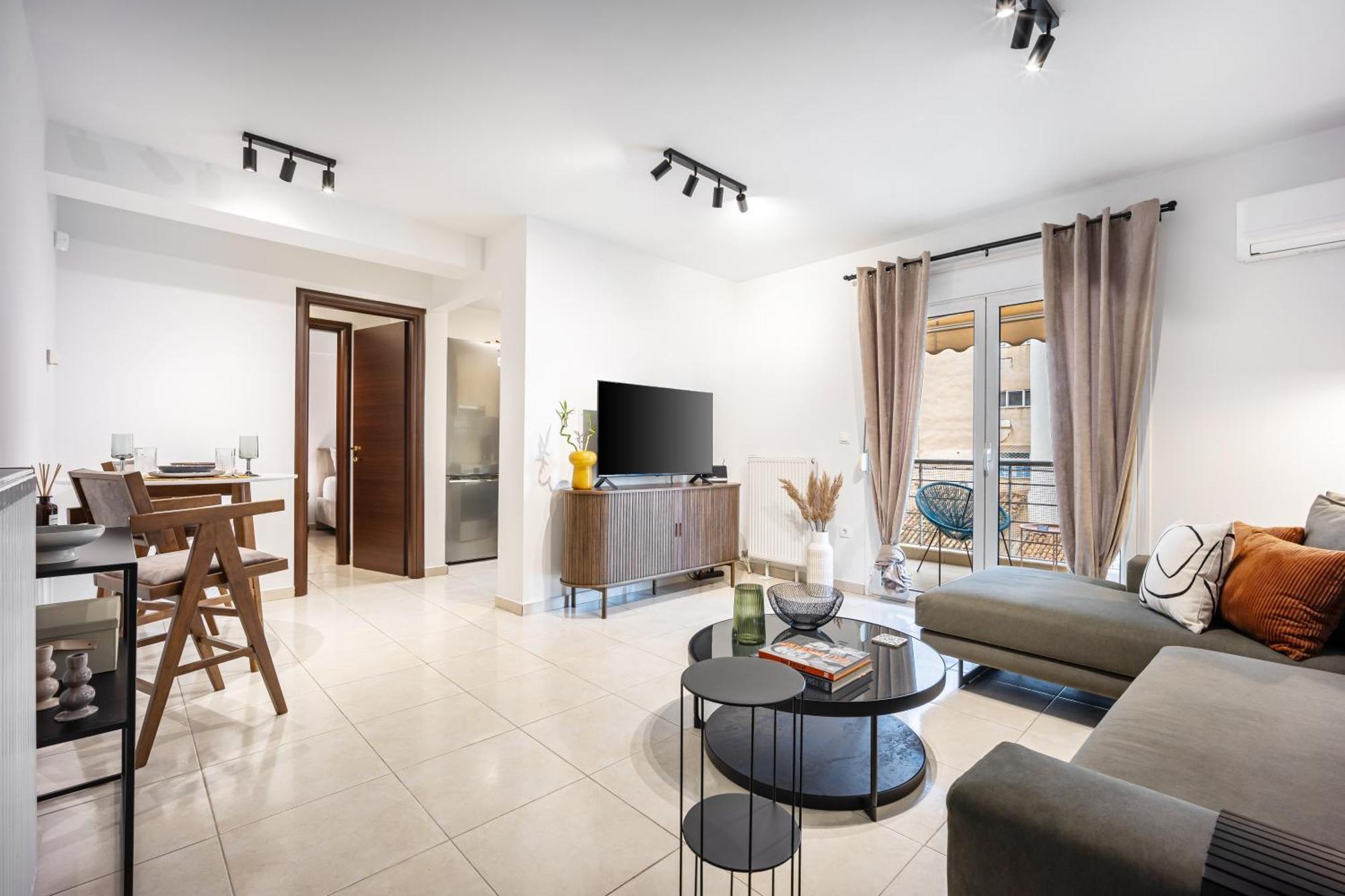 Elegant 2bd Near Acropolis By Ilsofoir Collection Apartment